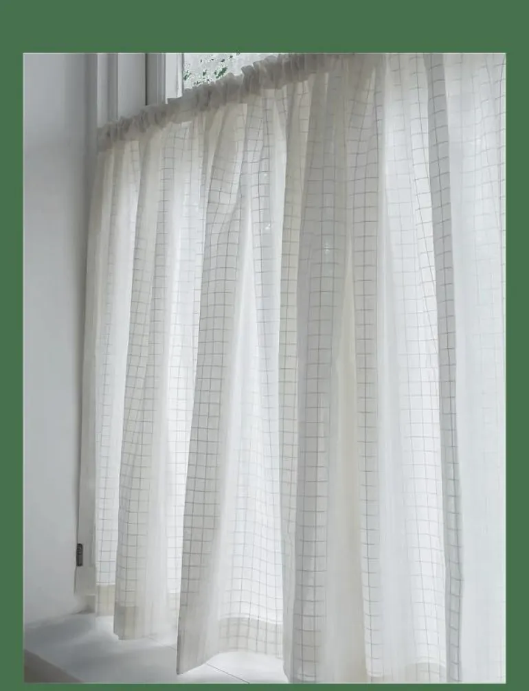 Cafe Curtain Check - Gardiner
