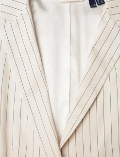 D2. PINSTRIPE BELTED BLAZER - Kavajer med skärp