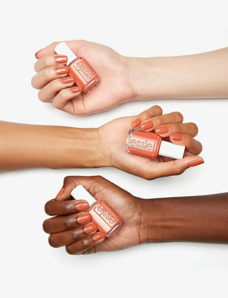 essie classic frilly lilies 824 - Naglar