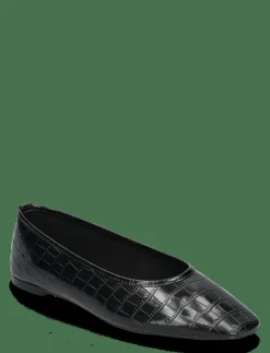 Fall Ballerina #C - Ballerinas