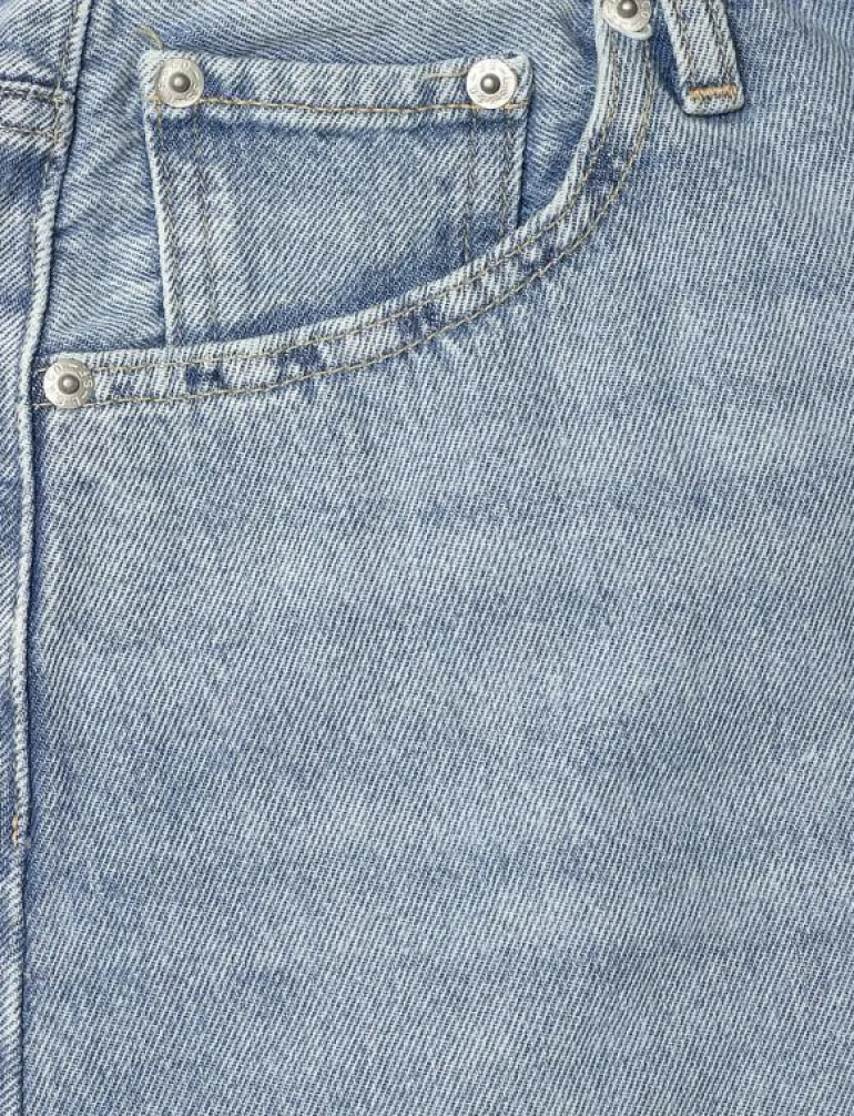 HIGH BAGGY SHORT FAR AND WIDE - Jeansshorts