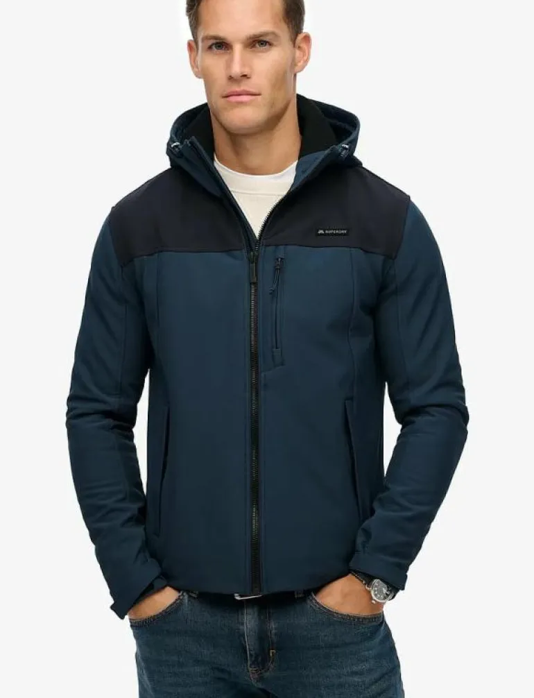 HOODED SOFTSHELL TECH TREKKER - Friluftsjacka