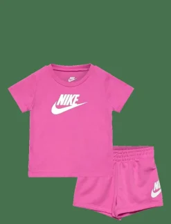 KS-KNIT SHORT SET - Set med kortärmad t-shirt