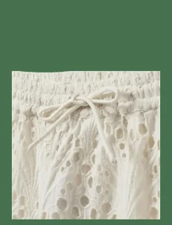 NINASW SHORTS - Casual shorts