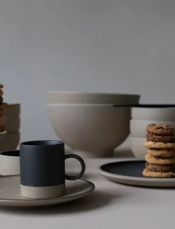 Plate Fumiko - Mattallrikar