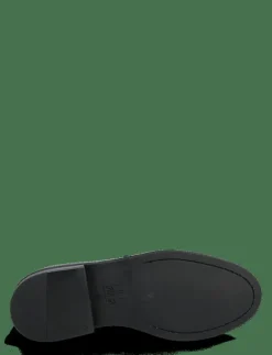 Shoes - Loafers
