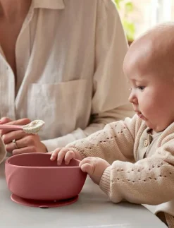 Silicone Suction Bowl Nature Red - Serveringsset