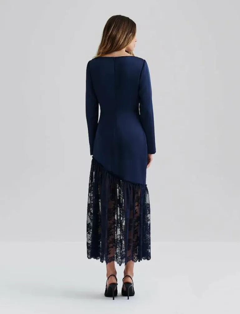 Suki Diagonal Cut Lace Midi Dress - Midiklänningar