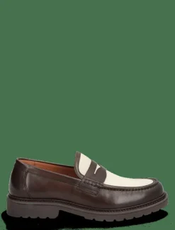 T51 2620 - Loafers