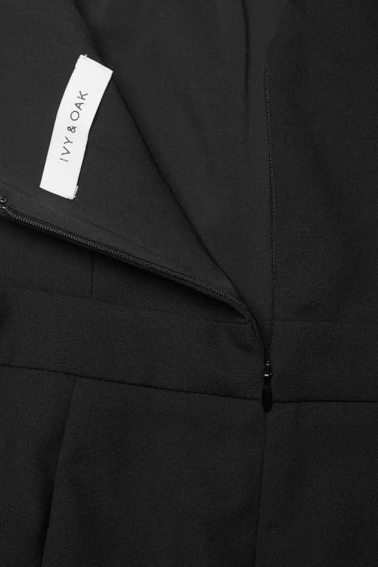 V-NECK JUMPSUIT - Jumpsuits