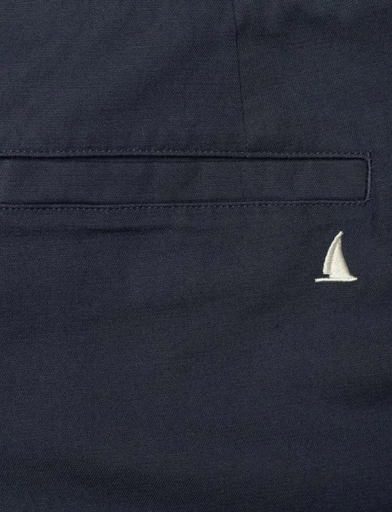 W CLASSIC TWILL SHORT - Friluftsshorts